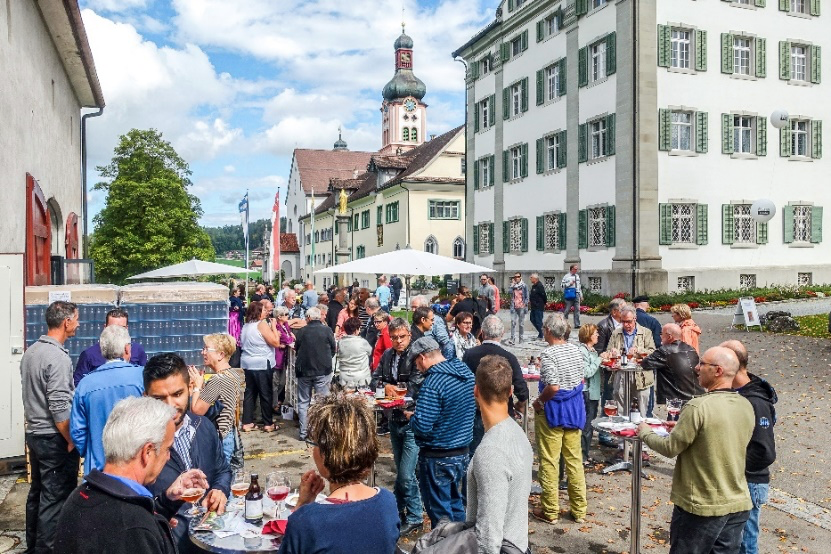 FRÜHLINGSBIERFEST IM KLOSTERHOF